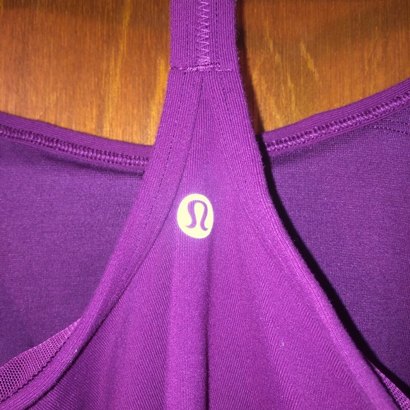 COPY - Lululemon Athletics - Picture 7 of 8